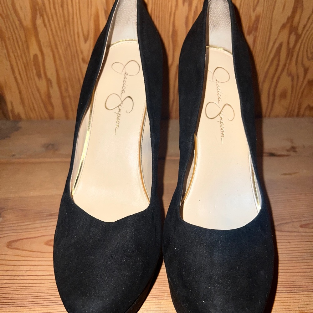 Heels/ Pumps